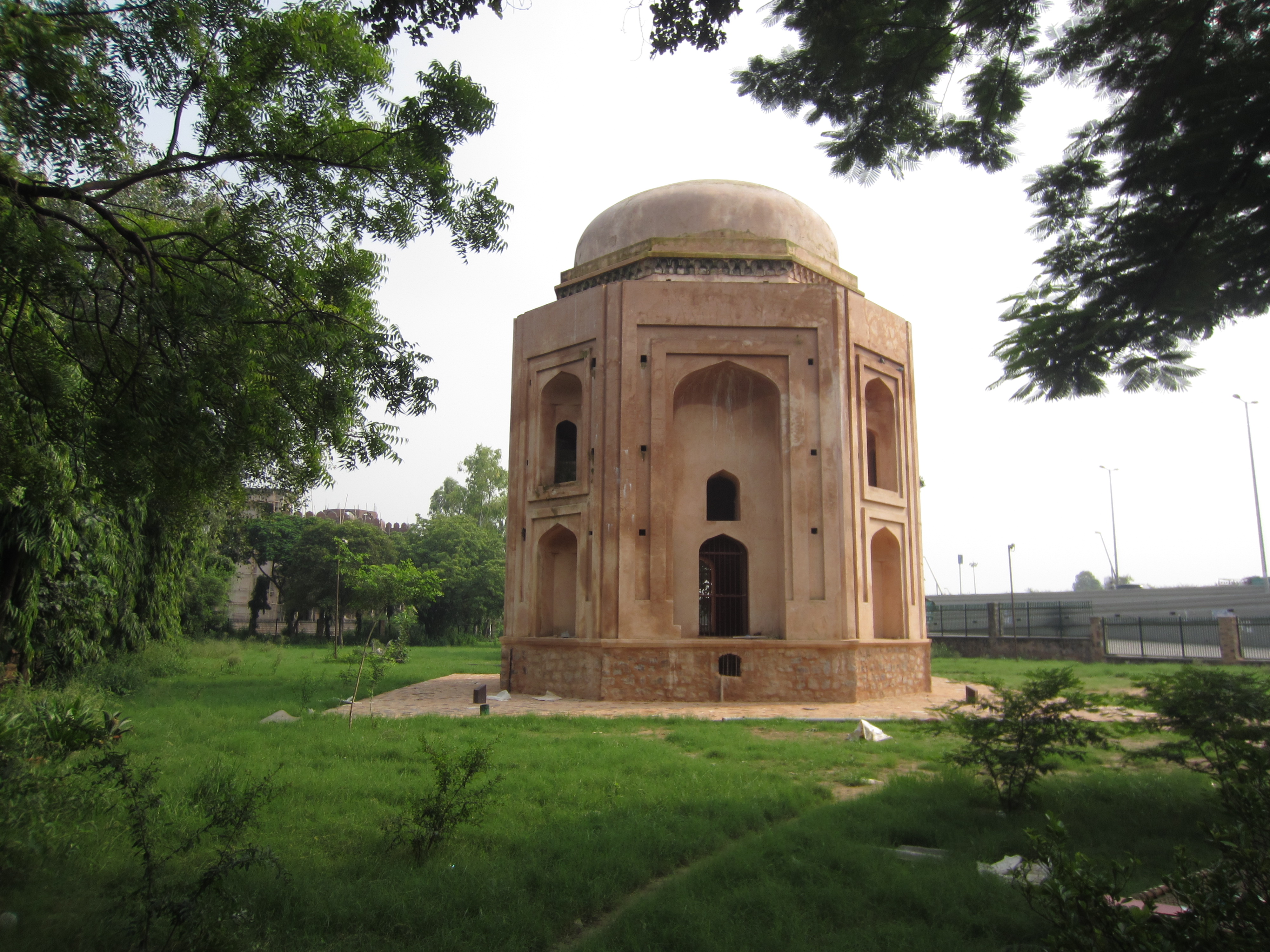 Maqbara Paik